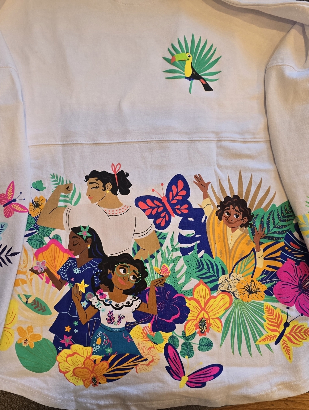 Disney Encanto Maribel & Burno NWT White Jersey Top . XS, S, M, L, XL, 2XL & 3XL - Picture 2 of 4
